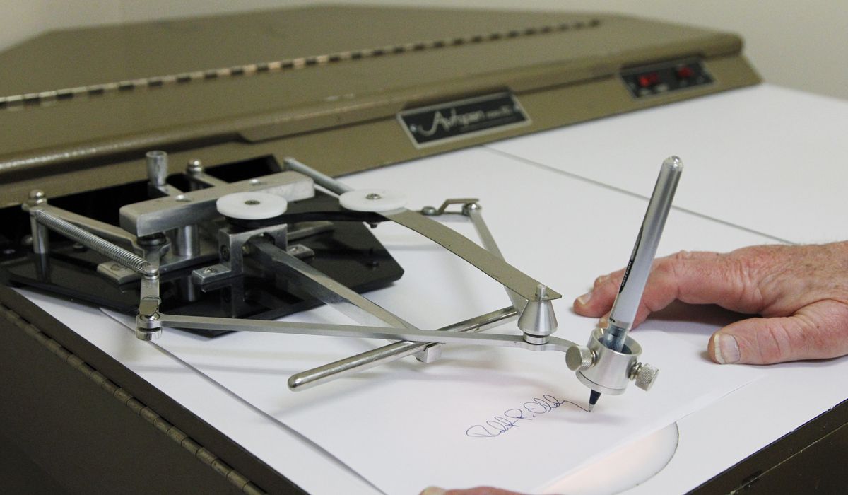 NextImg:Trump says Biden’s handlers used autopen to betray the U.S.