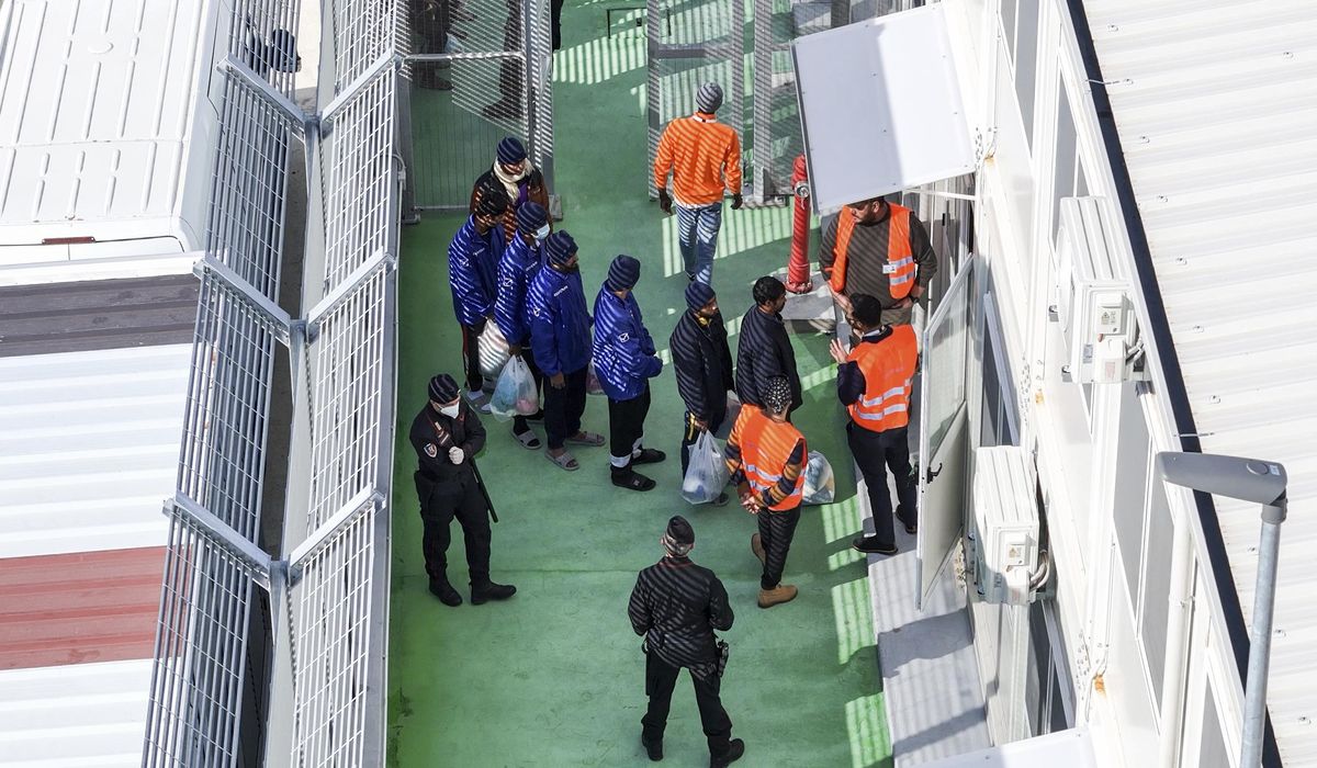 NextImg:The EU wants to increase deportations and supports ‘return hubs’ in third countries