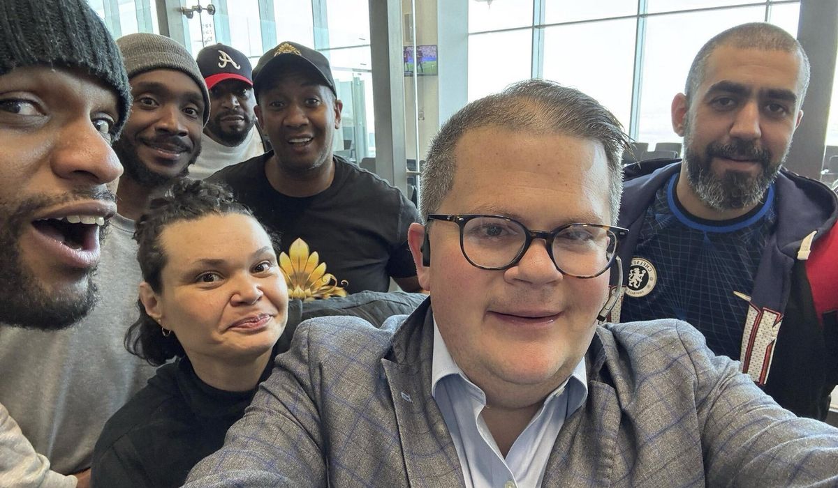 NextImg:Kuwait frees 10 jailed Americans, including contractors held on drug charges
