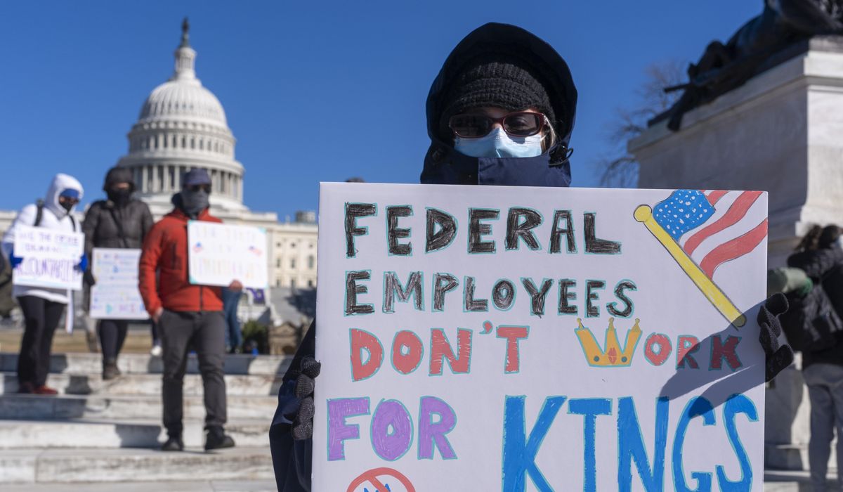 NextImg:Appeals court refuses to block order forcing Trump administration to rehire fired workers