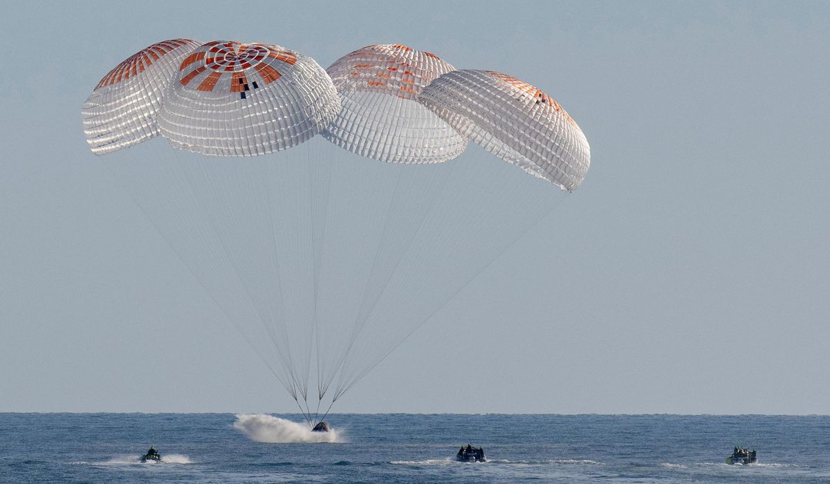 NextImg:Two NASA astronauts return to Earth after 9 months stuck in space