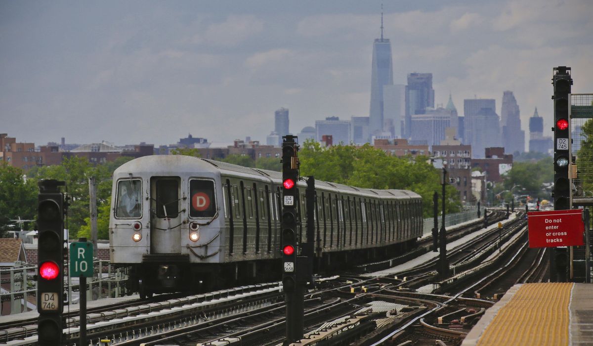 NextImg:New York’s subway, buses to discontinue MetroCards