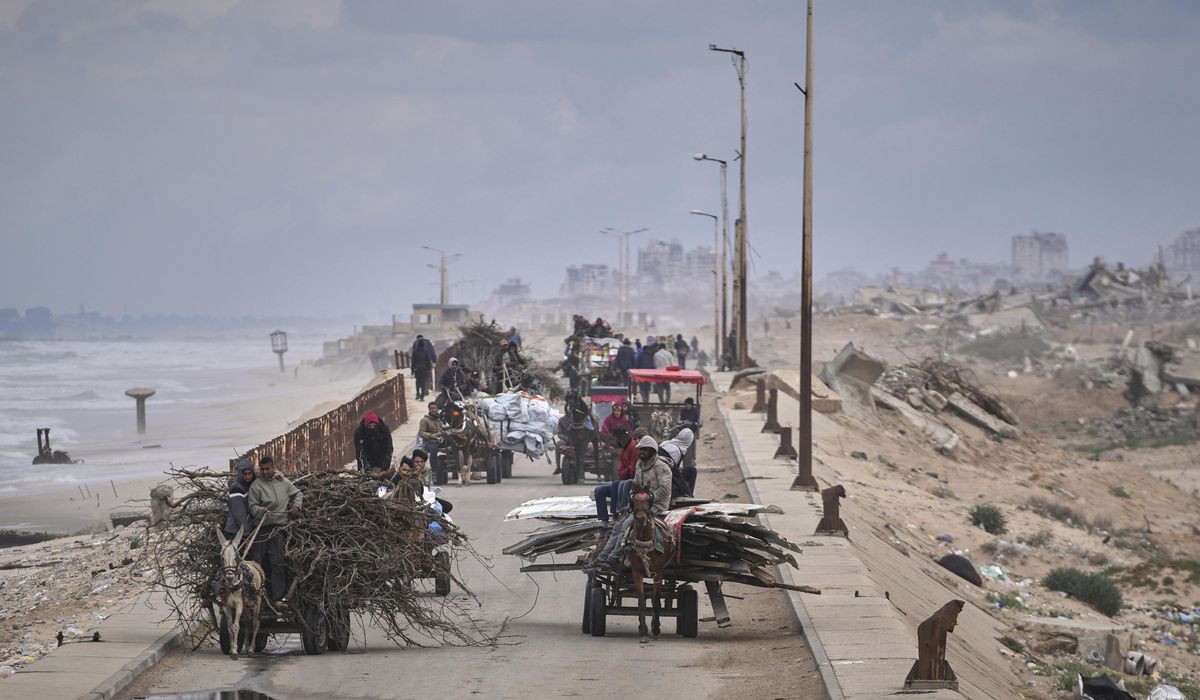 NextImg:Israeli troops move deeper into Gaza as its top court halts firing of security chief