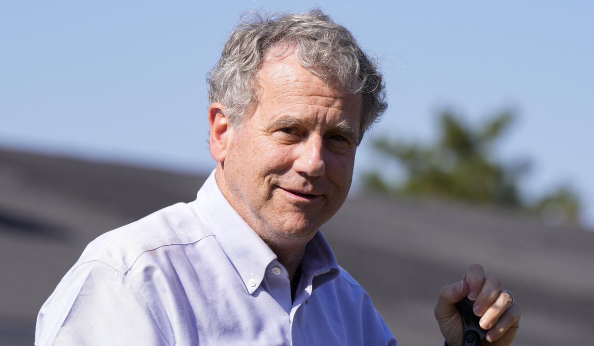 NextImg:Sherrod Brown tries to be comeback kid in Ohio after voters last year kicked him out of U.S. Senate