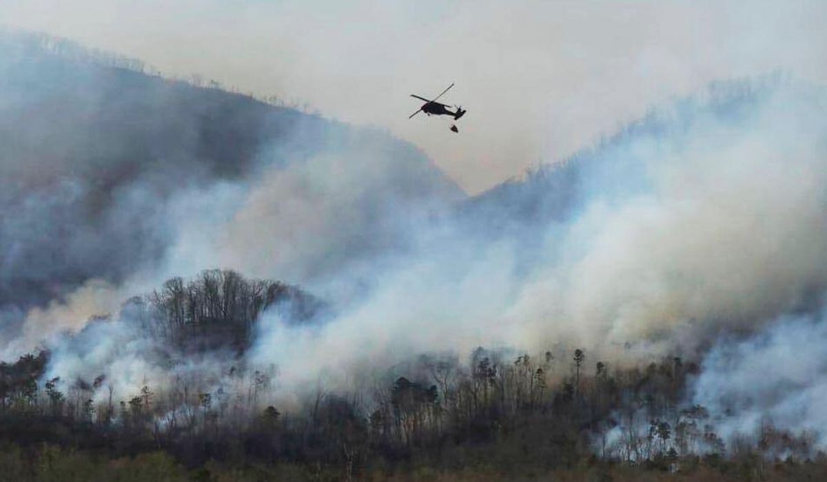 NextImg:Wildfires in North and South Carolina fueled by drought, wind and fallen trees from Hurricane Helene
