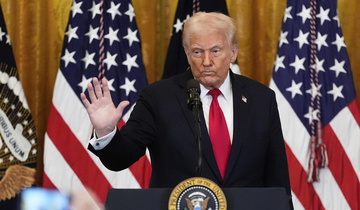 NextImg:Trump moves to end collective bargaining in federal agencies