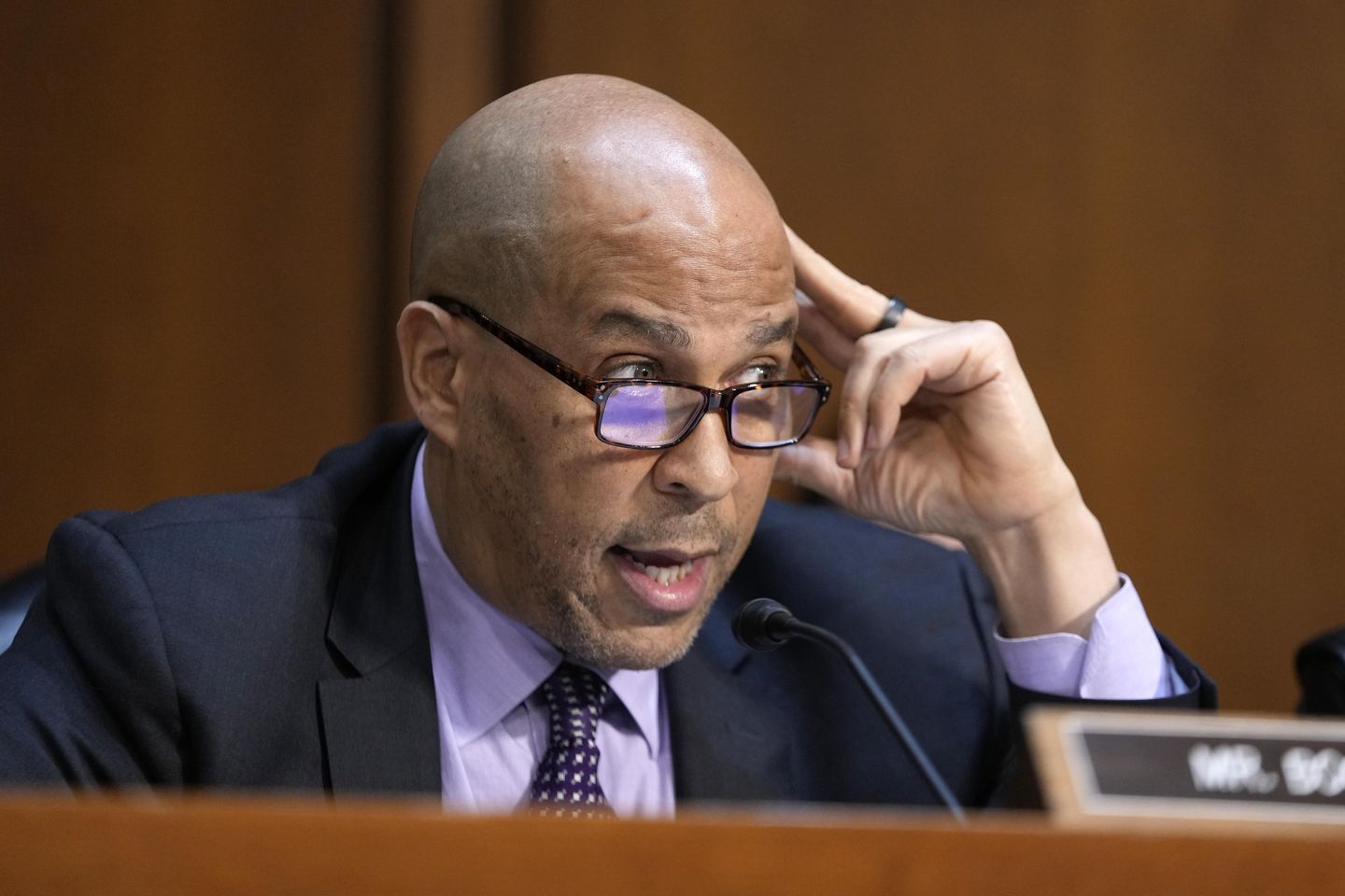 Sen. Cory Booker announces engagement to girlfriend Alexis Lewis