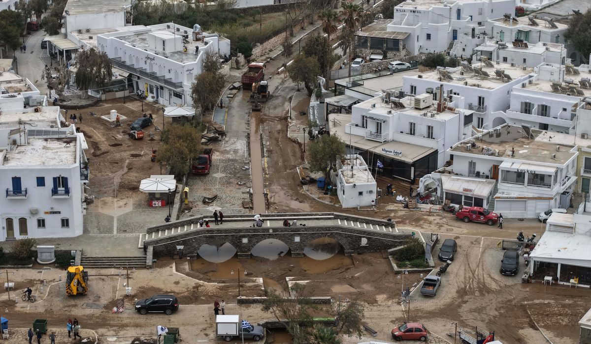 NextImg:Severe storms batter Greek islands for a second day, with Crete hardest hit