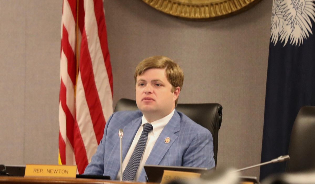 NextImg:South Carolina’s flat tax proposal would initially raise rates for most