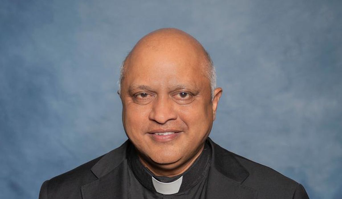 NextImg:A man is in custody after the fatal shooting of a beloved Kansas priest