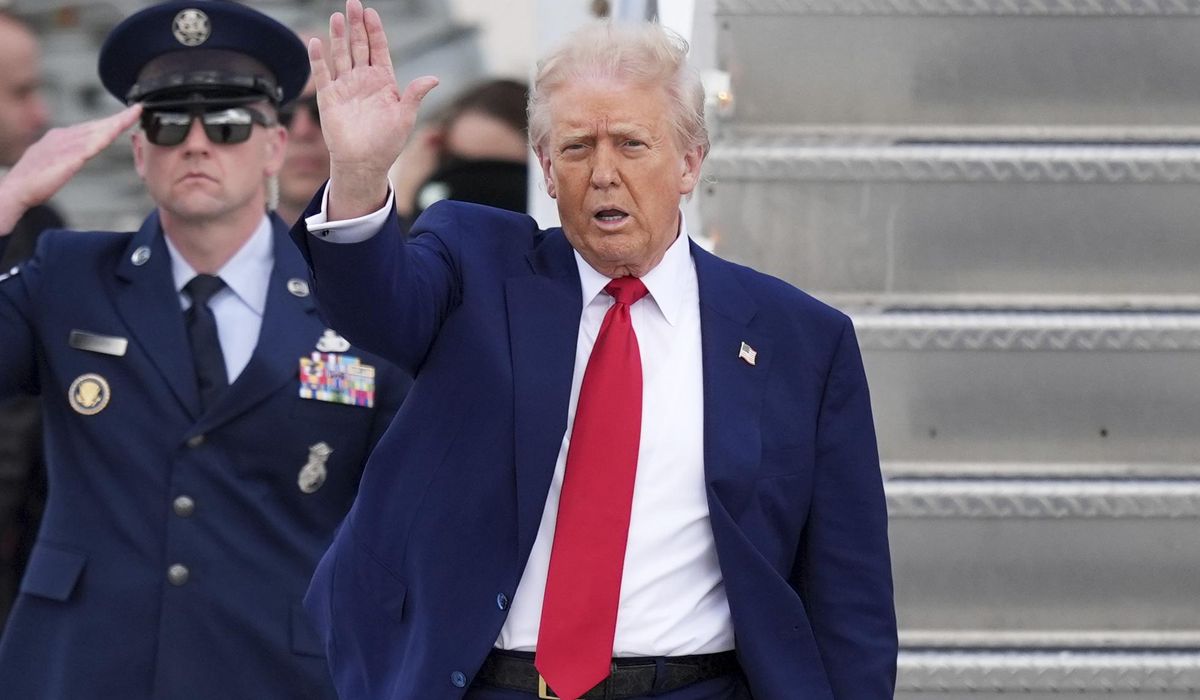 NextImg:Trump tells Americans ‘hang tough’ as universal tariffs take effect