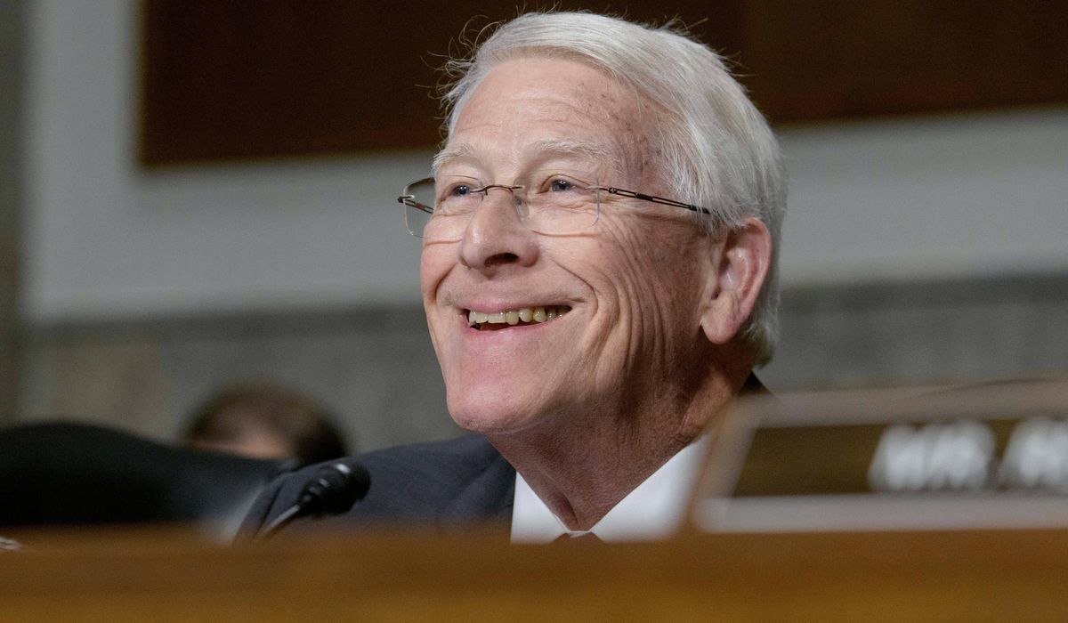 NextImg:Top senator criticizes Pentagon ‘mid-level’ leaders on troop level plan in Europe