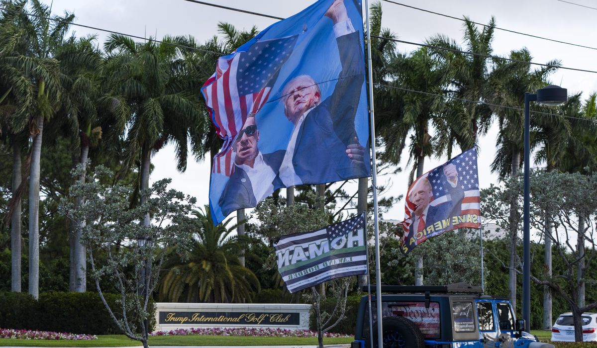 NextImg:Trump supporters rally behind the president’s tough tariffs
