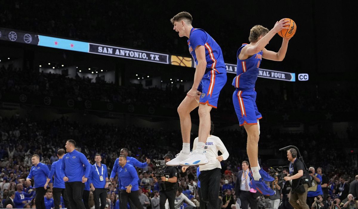 NextImg:Clayton leads Florida to NCAA title game, scoring 34 points in win over SEC rival Auburn