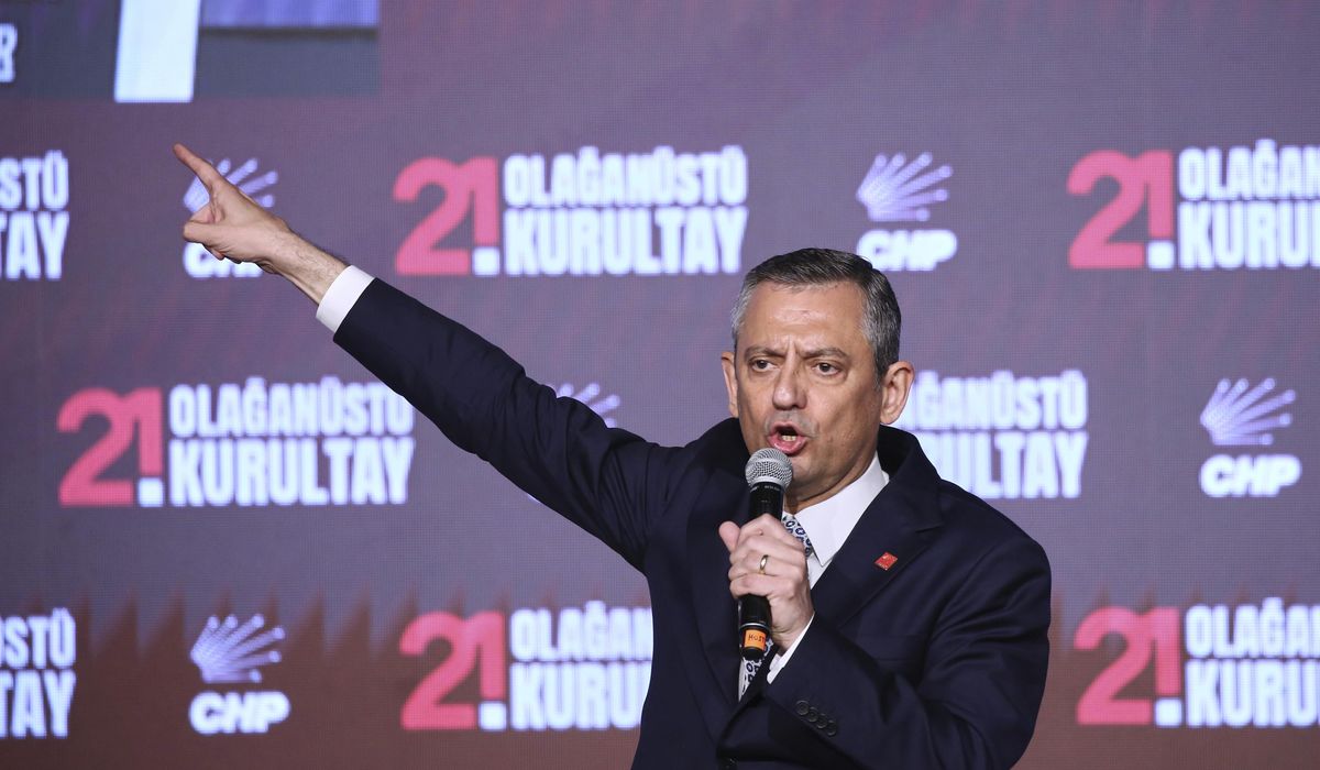 NextImg:A man attacks Turkish opposition leader in Istanbul, raising fears over politicians’ safety
