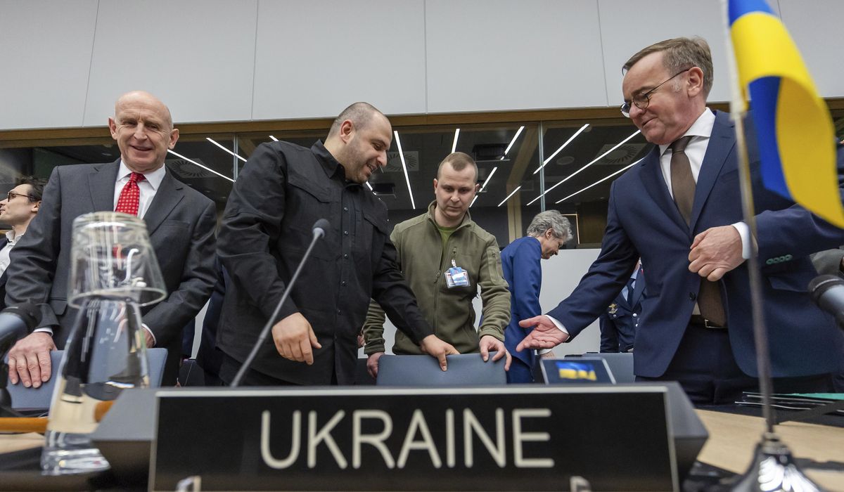 NextImg:European countries vow billions in military support for Ukraine as U.S. envoy meets Putin
