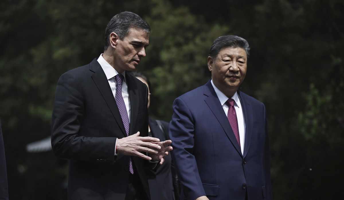 NextImg:China’s Xi tells Spanish PM that partnership needed, no mention of talks with U.S.