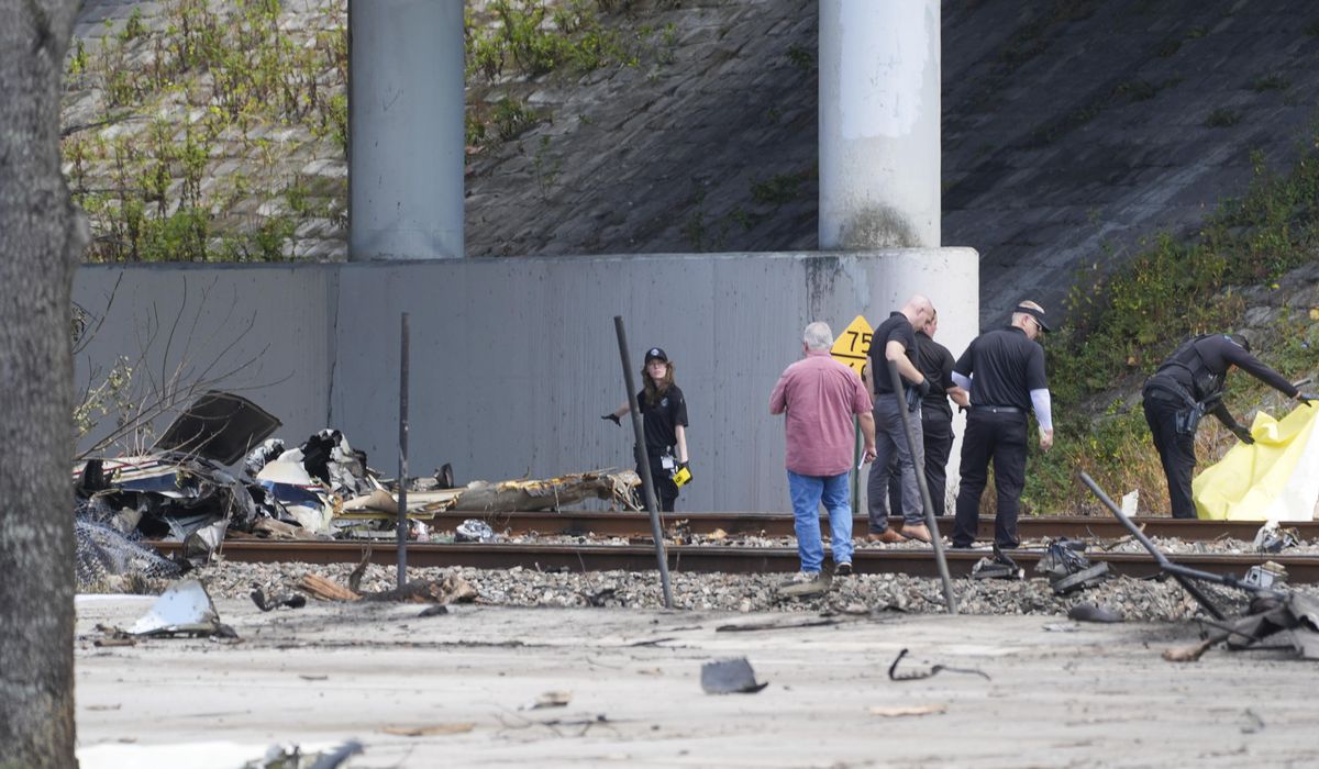 NextImg:Small plane carrying 3 people crashes in South Florida near a major highway