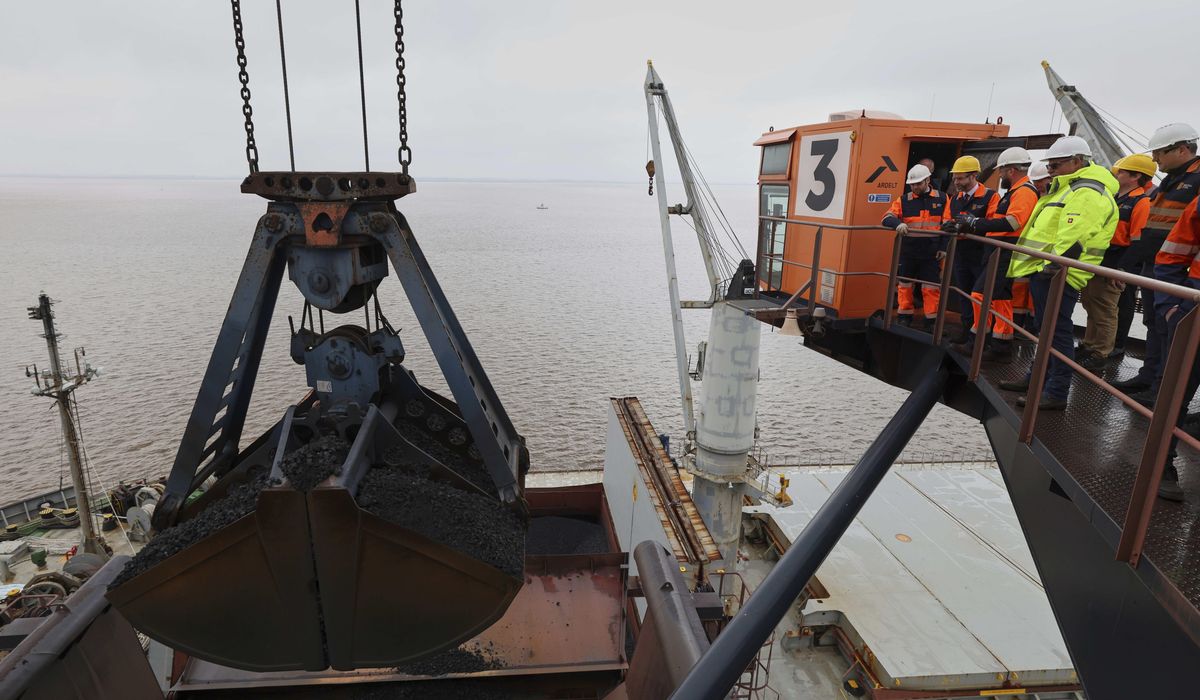 NextImg:Raw materials to keep British Steel plant operating reach the U.K.
