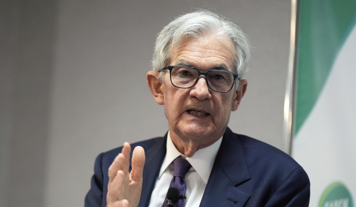NextImg:Powell says Federal Reserve can wait on any interest rate moves