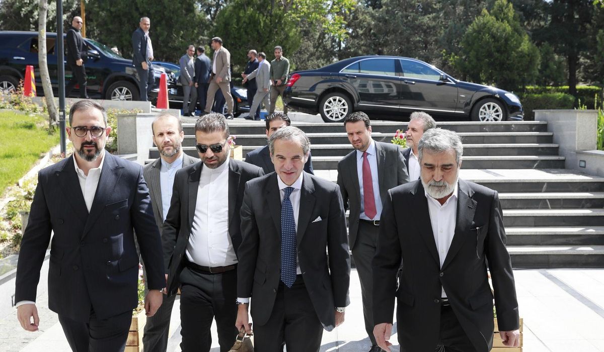 NextImg:U.S., Iran begin second round of nuclear talks; uranium enrichment is key issue