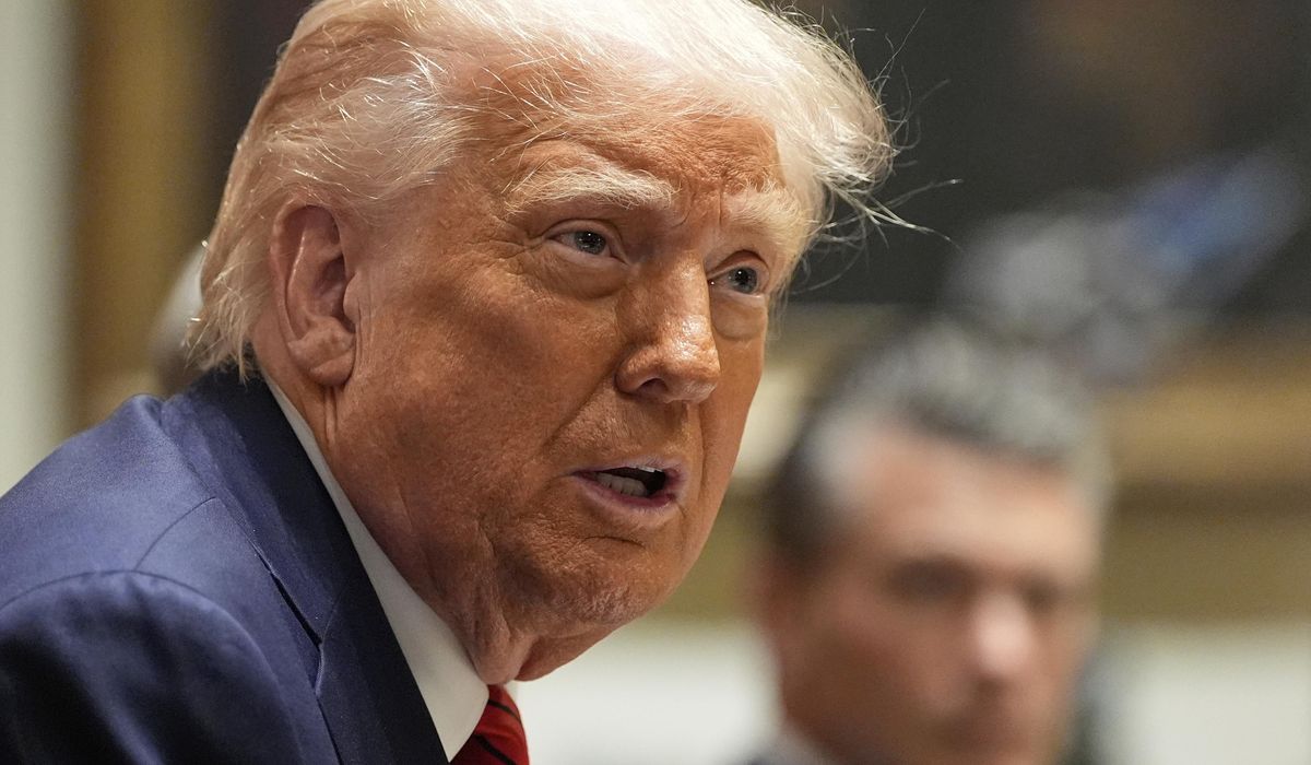 NextImg:Trump confident he can strike China deal