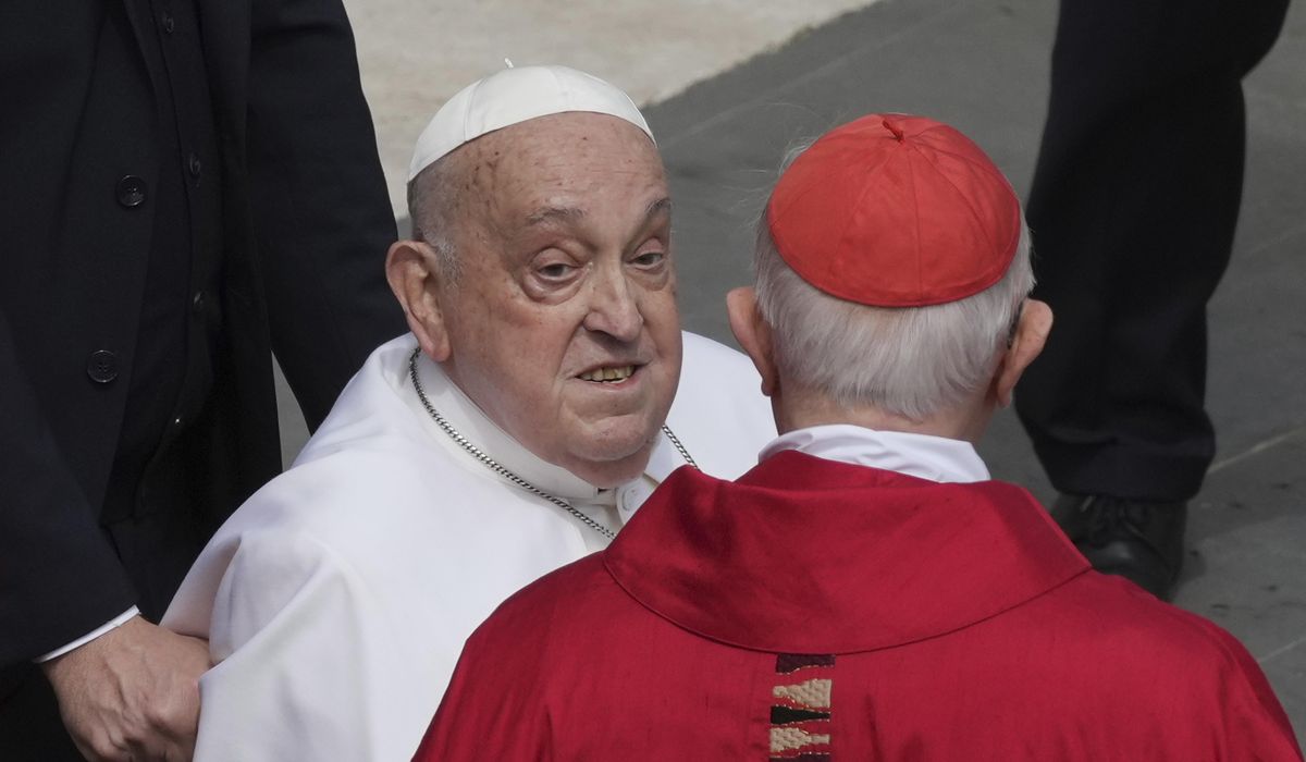 NextImg:A recovering Pope Francis visits Rome prison to keep annual Holy Week appointment