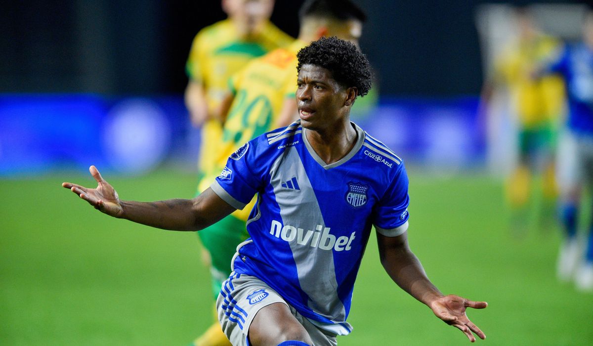 NextImg:Family of Ecuadorian soccer player rescued after being kidnapped