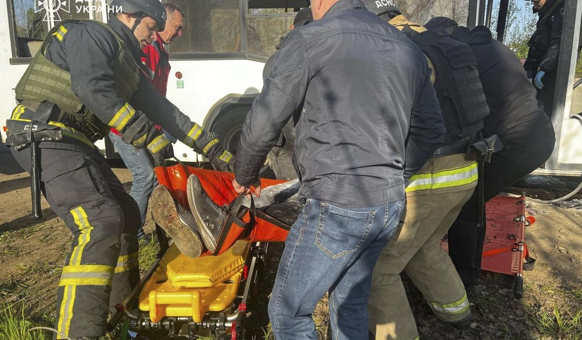 NextImg:London talks on ending Russia-Ukraine war pared down as Russian drone attack on bus kills 9