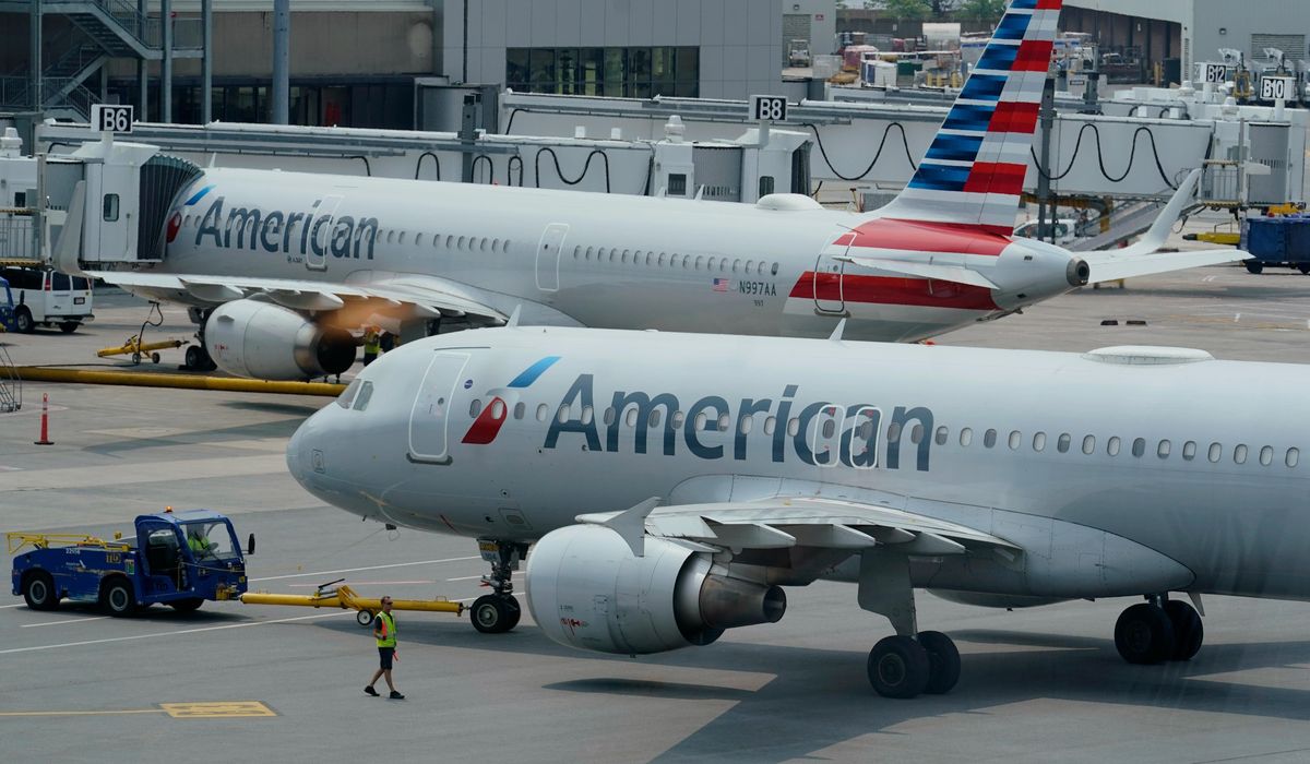 NextImg:Trade war, leery travelers have airlines trimming flights and withdrawing financial guidance
