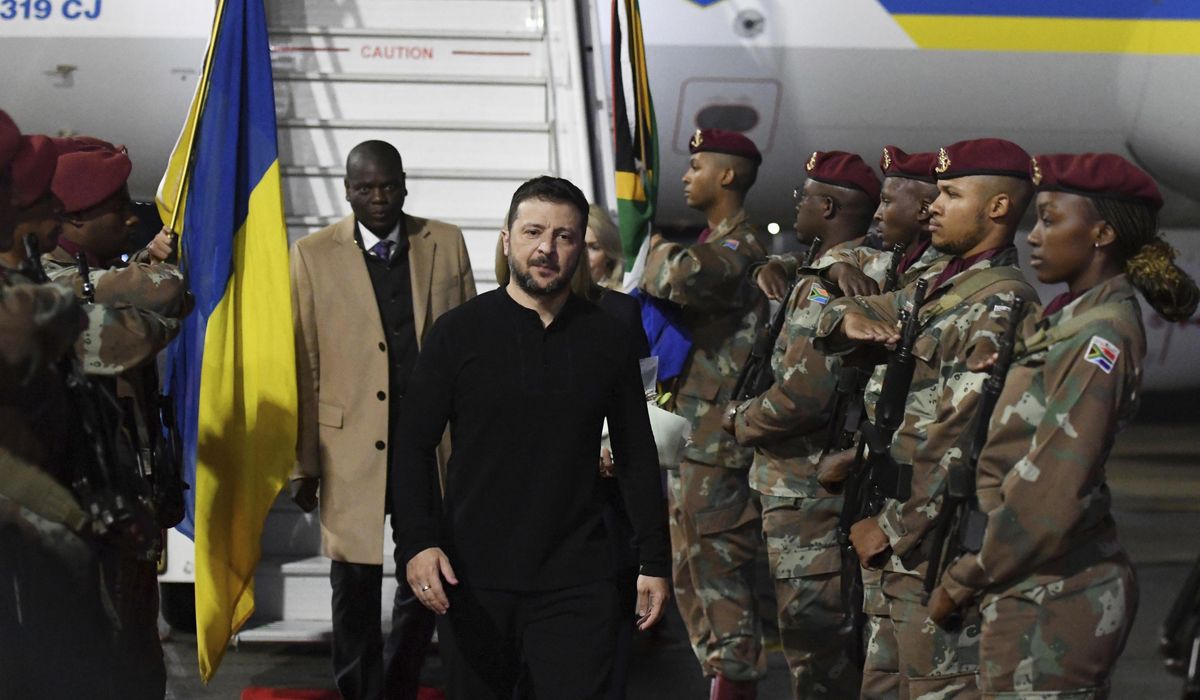 NextImg:Zelenskyy says he’s cutting short a visit to South Africa after Russian attacks on Kyiv