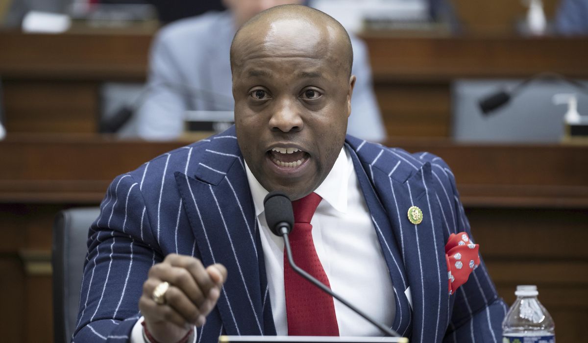 NextImg:Wesley Hunt has met with White House aides about entering the Texas Senate primary, AP sources say