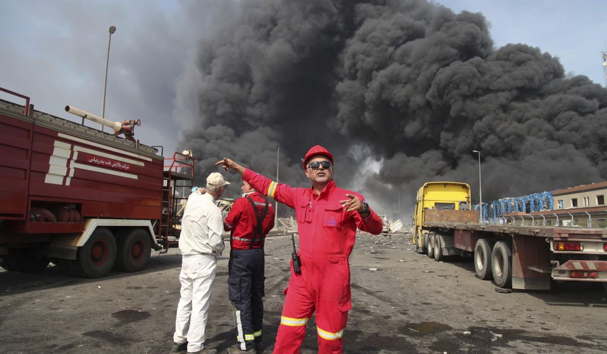 NextImg:A massive explosion and fire at an Iranian port injure at least 516 people