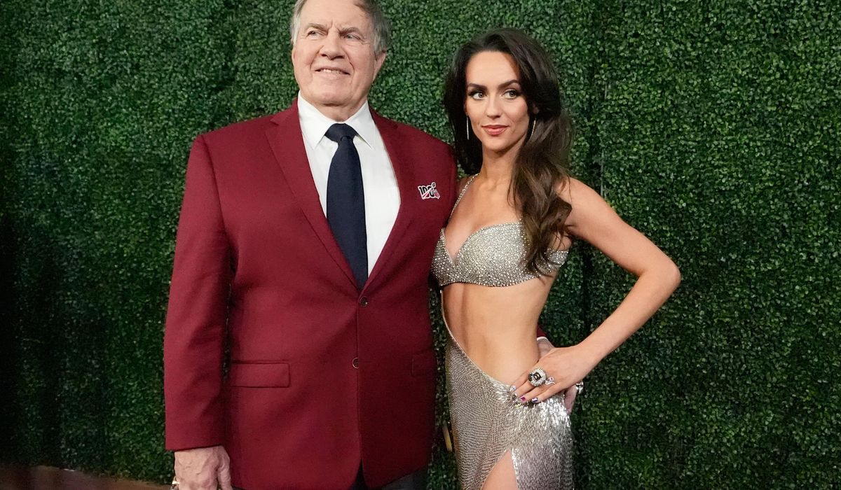 NextImg:UNC’s Belichick defends Hudson as ‘doing her job’ after interjecting during CBS interview