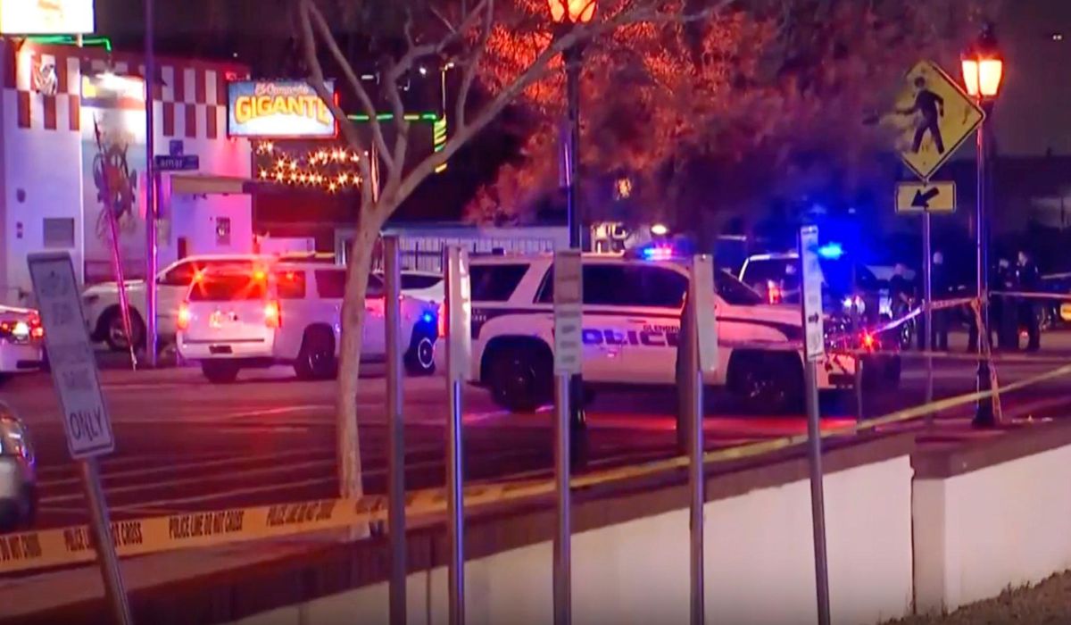 NextImg:3 dead and 5 others injured in a shooting at a restaurant in a Phoenix suburb, police say