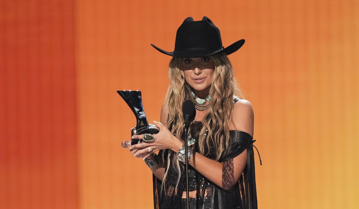NextImg:Lainey Wilson rules the 2025 Academy of Country Music Awards once again, Alan Jackson is honored
