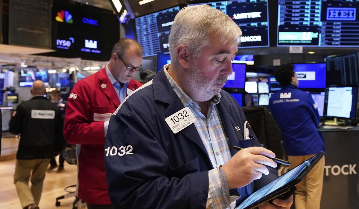 NextImg:Wall Street rises with hopes for trade deals that could forestall a recession