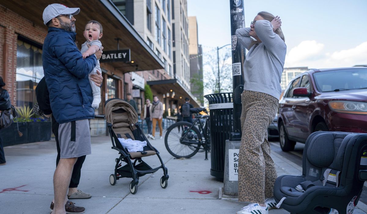 NextImg:House Democrats to Trump: Exempt car seats, strollers and other infant products from tariffs