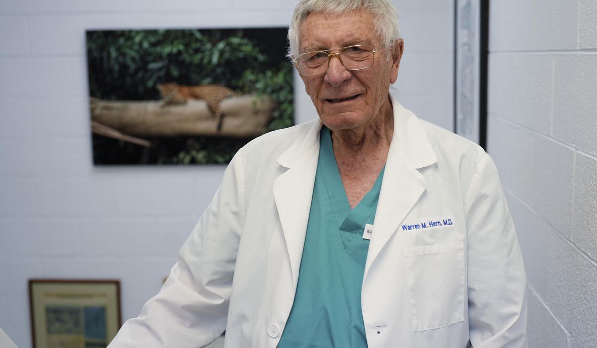 NextImg:Late abortions are rare. The U.S. just lost a clinic that offered the procedure for over 50 years