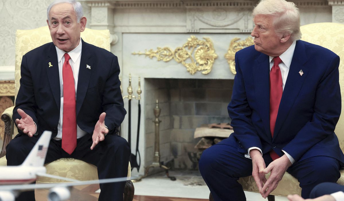 NextImg:Trump says he told Netanyahu to back off military strikes in Iran