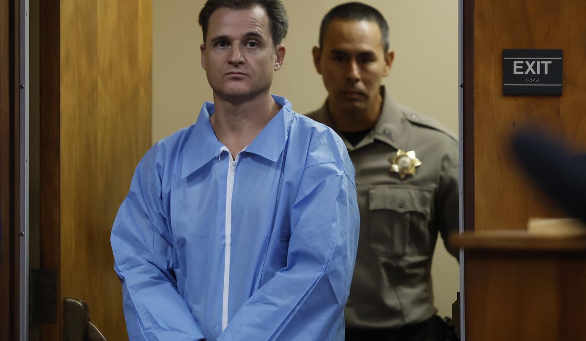 NextImg:Judge denies privacy in divorce case of Maui doctor charged with attempting to kill his wife