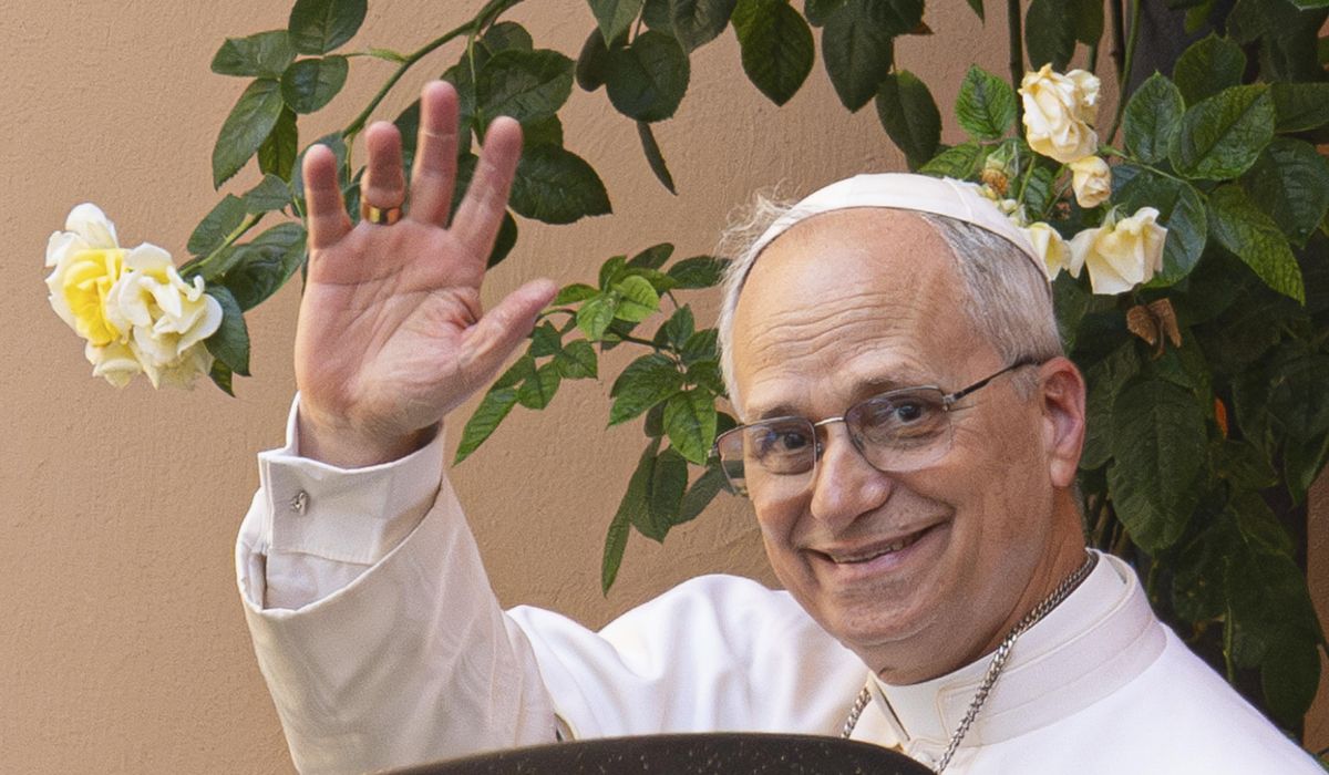 NextImg:Pope vows every effort to work for peace in regions where Christians persecuted, forced to flee
