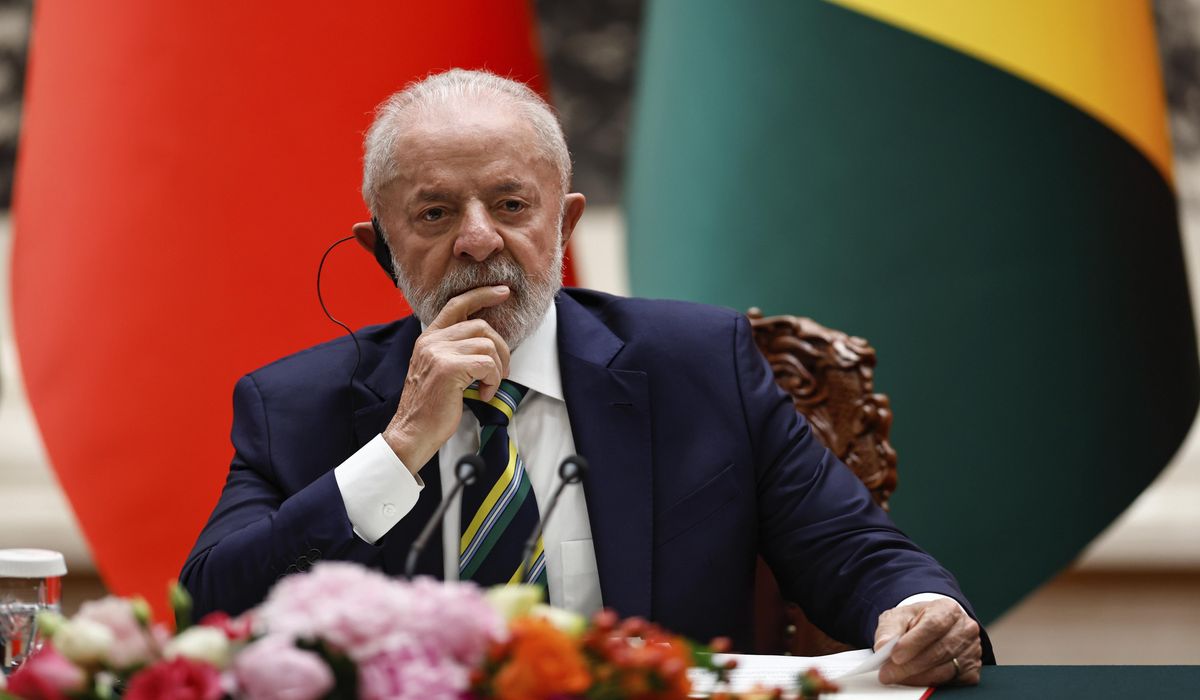 NextImg:Brazilian leader Lula hospitalized with inner ear ailment, then released