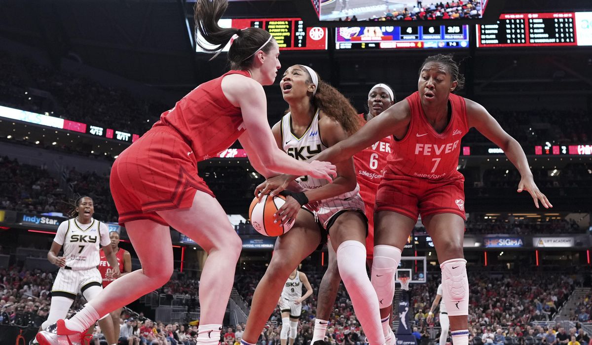 NextImg:Clark says flagrant foul for shoving Reese in Fever’s win over Sky was not ‘malicious’