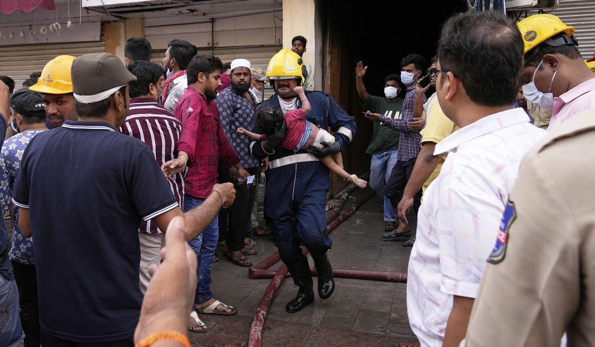 NextImg:Building fire kills 17, injures others in southern India