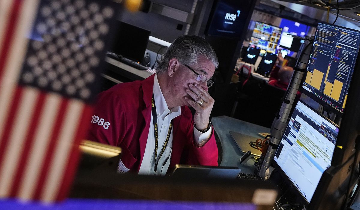 NextImg:White House pushes back on Moody’s U.S. credit downgrade