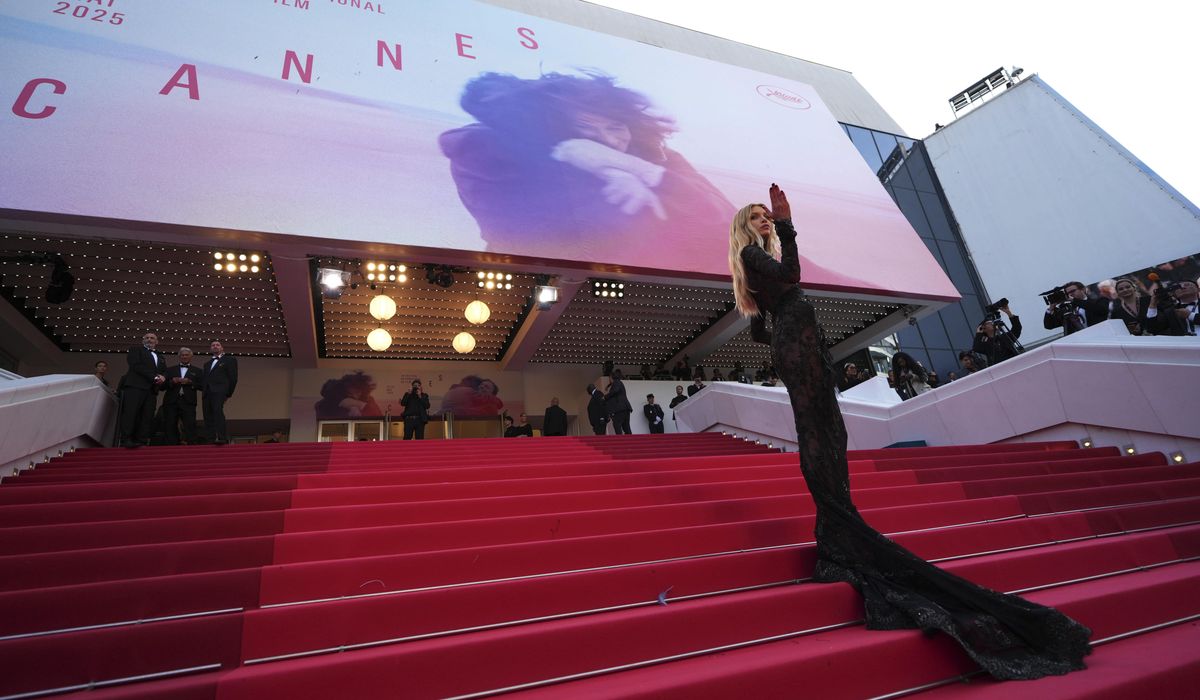 NextImg:Power outage hits Cannes Film Festival and traffic in southeastern France