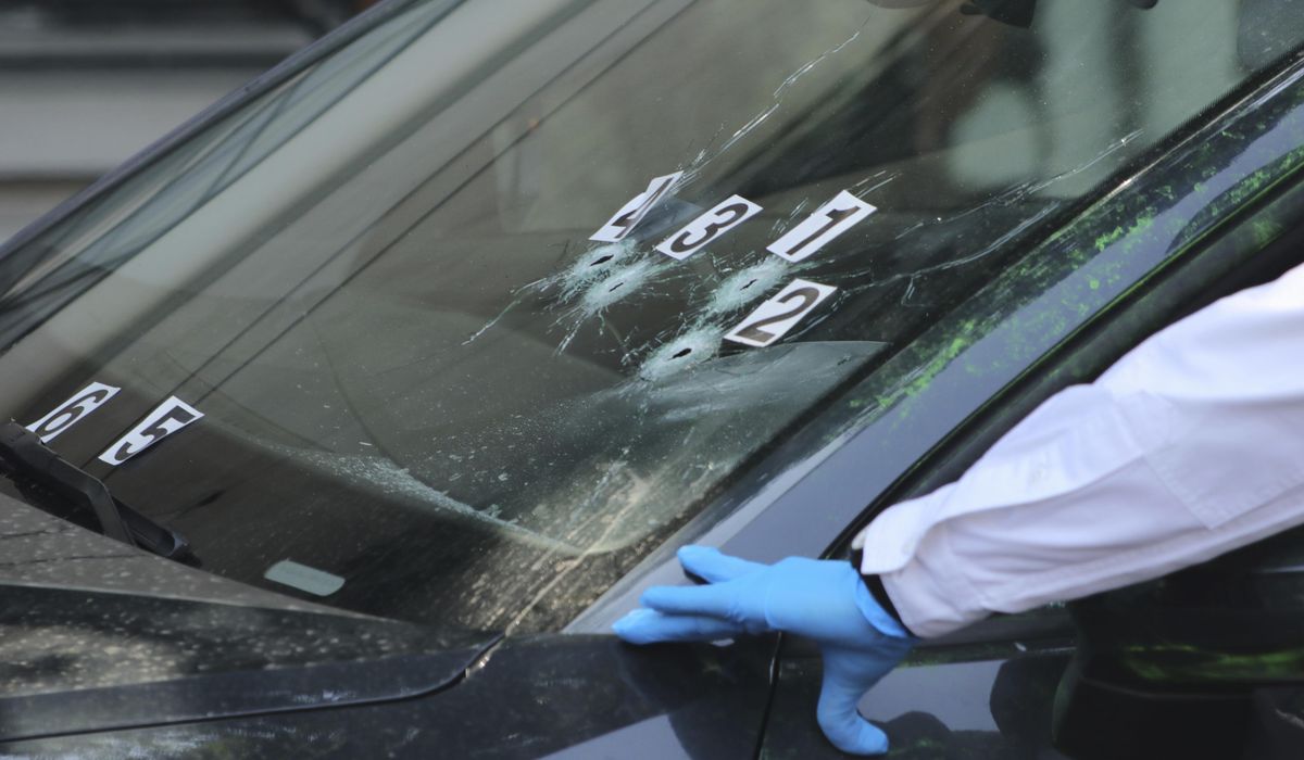 NextImg:The personal secretary and adviser to Mexico City’s mayor are shot dead