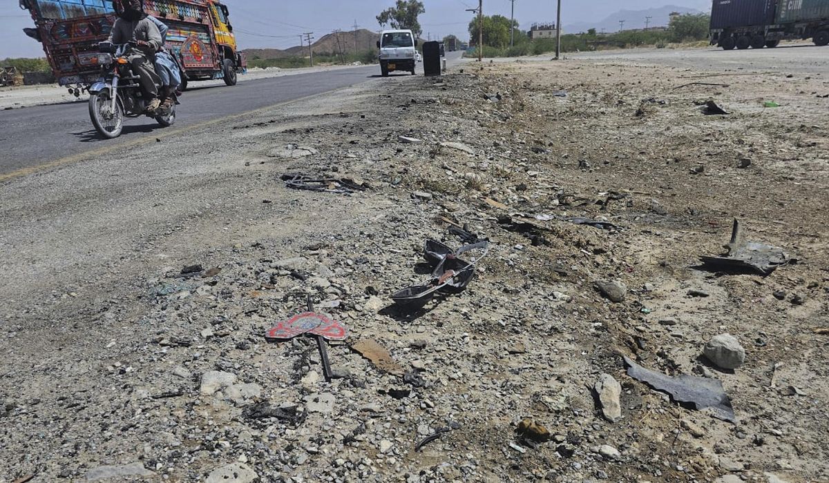 NextImg:A suicide car bomber strikes a school bus in southwestern Pakistan, killing 5 people
