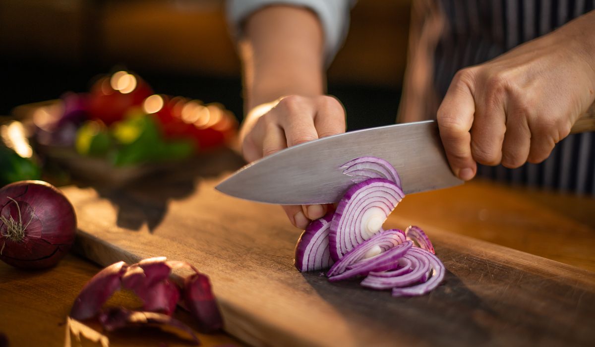 NextImg:Sharper blades could help reduce onion-slicing tears, scientists conclude